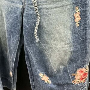 Floral Embroidered Boyfriend Jeans
